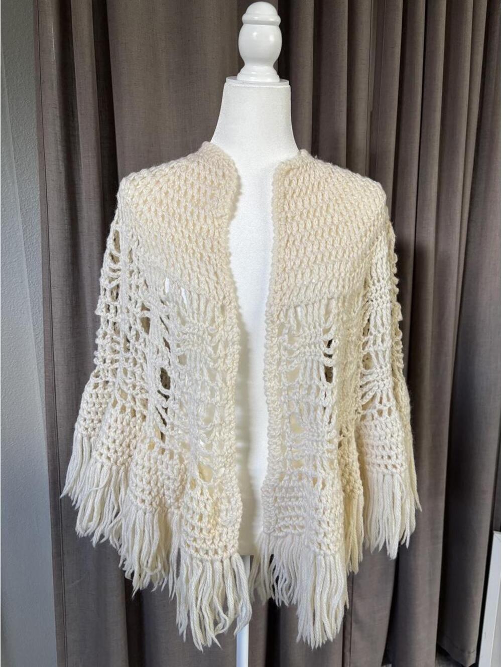 Vintage La Cuccuma Italian Wool Crochet Fringe Cape 70s 80s